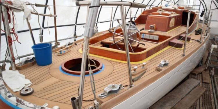 Sibma Navale di Imperia, il restauro del Baglietto EA e il regno dei Dragoni