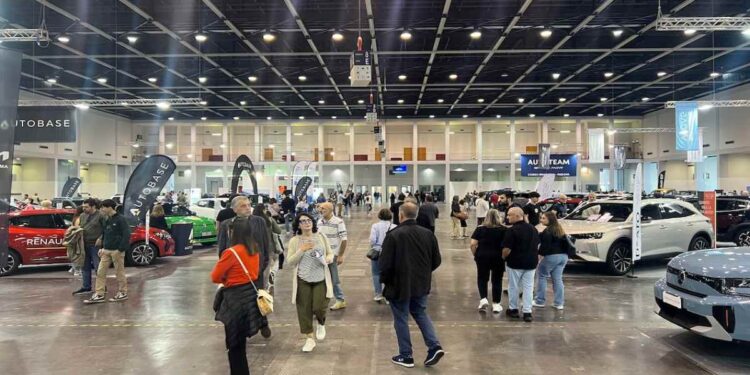 Grandi vini, Karaoke, cani della Protezione Civile, prevenzione alimentare  Il venerdì pomeriggio alla Fiera Campionaria di Padova