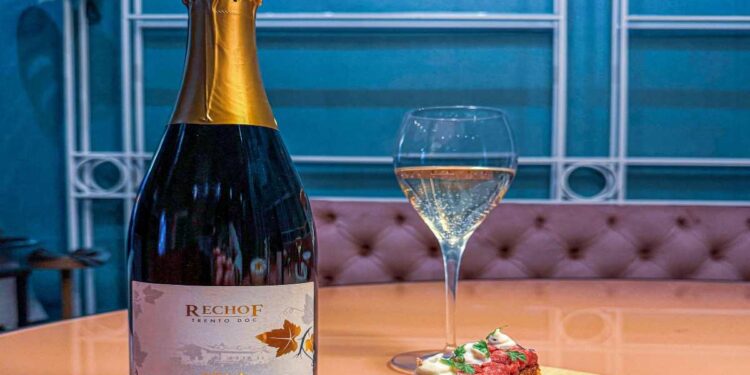 Vitigno Italia continua con il fuori salone al Magnolia Napoli