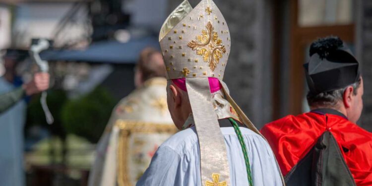 Conclave, è iniziata la messa: tutti gli orari di oggi
