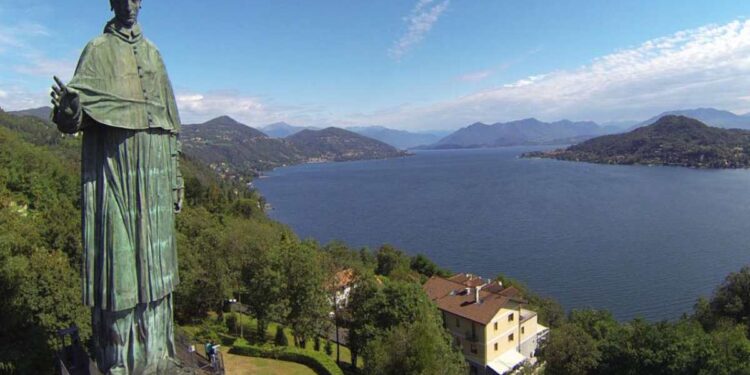 VENERDÌ 27 GIUGNO: CONCERTO AI PIEDI DELLA STATUA DI SAN CARLO