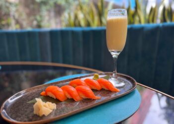 Al Magnolia, un evento in giardino inaugura il concept estivo: aperitivo con cucina napoletana, giapponese e cocktail in food pairing con AIS Campania