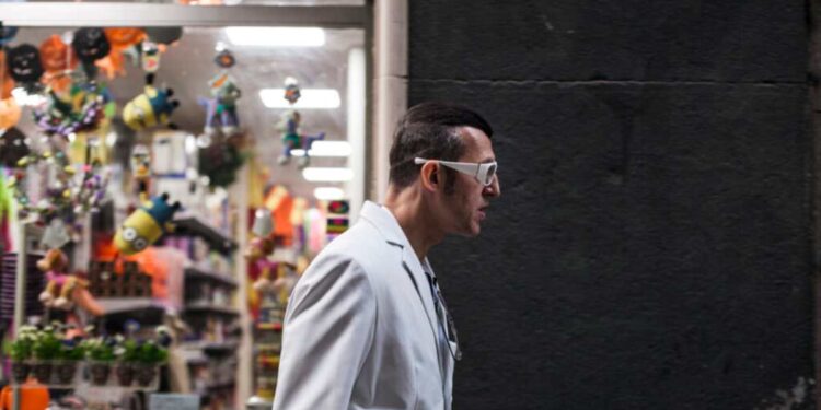 Karim Rashid svela il design nello speech gratuito organizzato da  Italian Design Institute  il 26 giugno