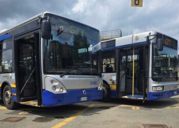 Torino in aiuto di Kharkiv: 50 autobus urbani per sostenere il trasporto pubblico ucraino