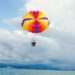 Cos’è il parasailing? È uno sport pericoloso?