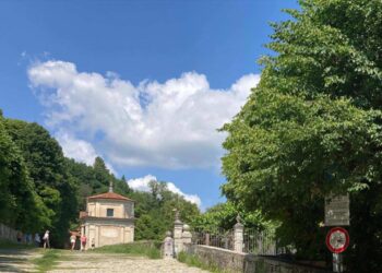 Camminata guidata gratuita dal Sacro Monte di Varese al lago sabato 5 luglio