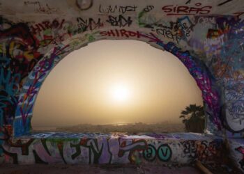 Straperetana 2025: IPERFAMIGLIE | un’estate tra arte contemporanea e legami da riscrivere nel borgo millenario di Pereto (AQ) da sabato 12 luglio 2025