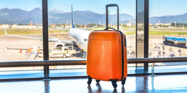 Unione Naz. Consumatori su Antitrust voli: bene, ma non basta