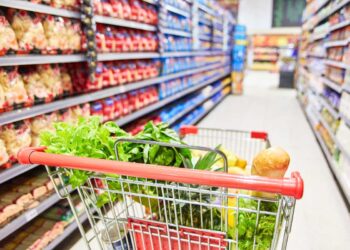 Unione Naz. Consumatori su inflazione: +337 euro per carrello spesa, +320 per mangiare e bere