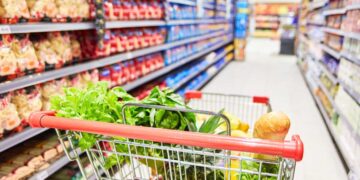 Unione Naz. Consumatori su inflazione: +337 euro per carrello spesa, +320 per mangiare e bere