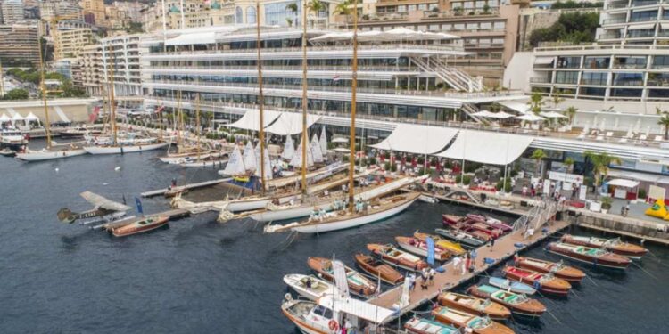 Oltre 120 barche d’epoca alla XVII Monaco Classic Week, a Montecarlo dal 10 al 13 settembre 2025