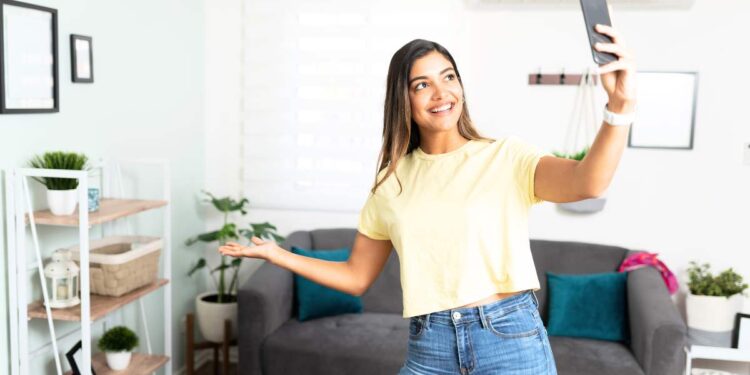 Unione Naz. Consumatori su Agcom Codice influencer: passo avanti importante