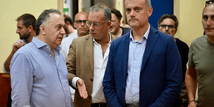 Crisi Alto Calore, Minichiello e l’appello ai sindaci: “Siate responsabili per il futuro”