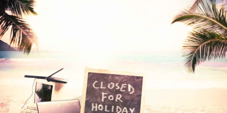 Perché le aziende chiudono un mese per ferie ad agosto?