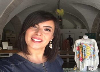 Rosaria Coscia: quando l’artigianato è al servizio delle scuole