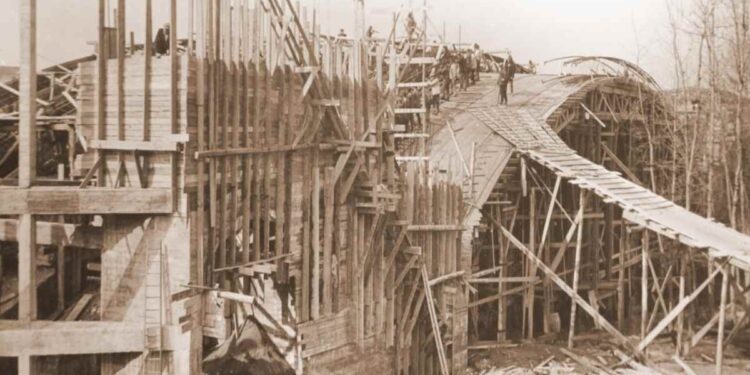 Autostrada Milano – Varese: a Gazzada Schianno una mostra con le foto inedite della costruzione dell’opera