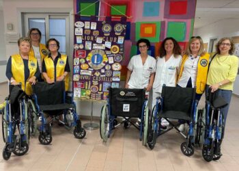 Il Lions club Rivoli Castello premiato per il progetto “Carrozzine rigenerate”: 65 ausili donati dal 2022 a Torino e provincia