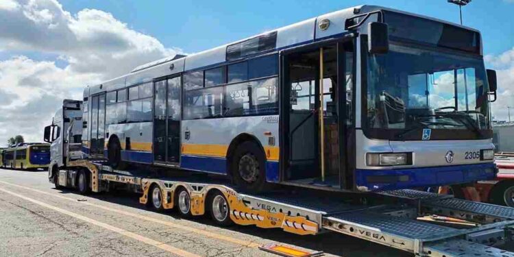 Il sindaco di Torino invia 5 autobus urbani a Kharkiv in Ucraina