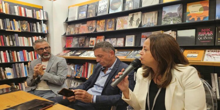 Scena Teatro presenta “IL GIOCO SERIO DEL TEATRO”. Un viaggio immaginifico nell’universo teatrale tra Salerno e Teggiano