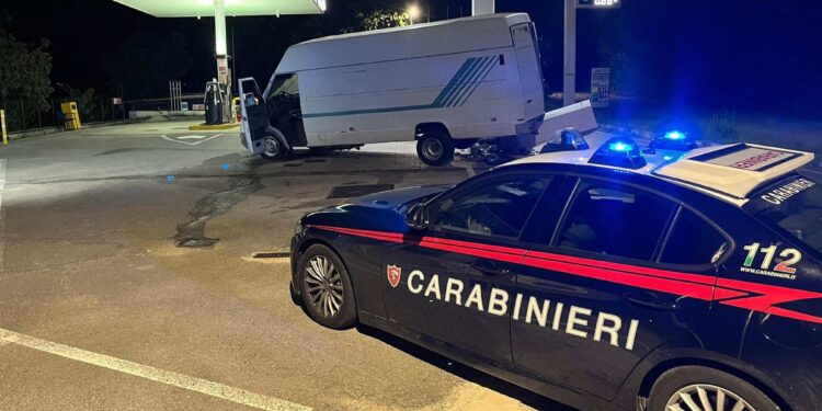 Tentativo di furto al distributore di carburante a Venticano: Colpo fallito