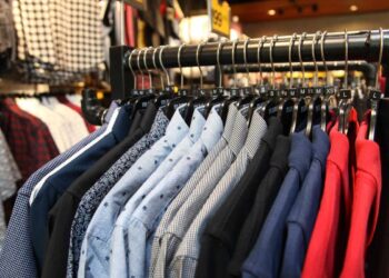 Serata glamour, l’outfit perfetto in equilibrio tra risparmio ed esclusività