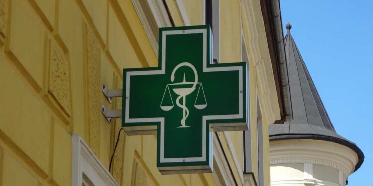 Professioni nel farmaceutico, perché la specializzazione è diventata un elemento indispensabile