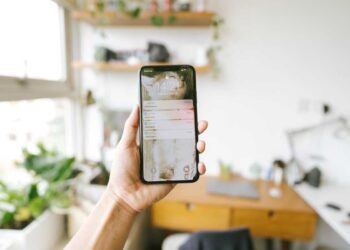 Arriva l’iPhone più sottile di sempre. Ma quanto costerà con i dazi?