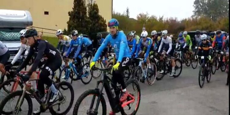 Il Gravel CSI fa “Centro” fra le Rocche