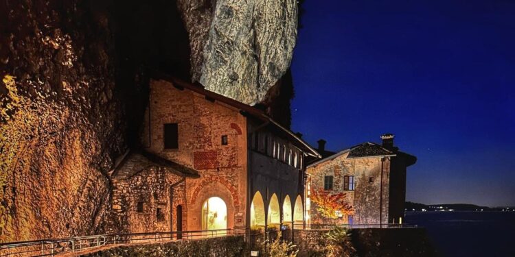 L’Eremo di Santa Caterina del Sasso, oltre a un momento di preghiera, devolverà l’incasso di lunedì 6 ottobre a sostegno della popolazione di Gaza tramite Emergency e Caritas Jerusalem