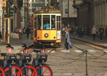 Roma vs Milano: due città, due stili di mobilità – Lo studio