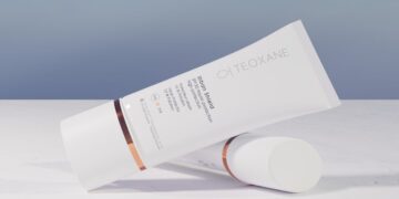 Skincare, Teoxane presenta Urban Shield SPF30: la protezione quotidiana contro sole, luce blu, inquinamento e radicali liberi