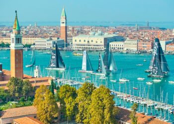 XII Gran Premio della Città di Venezia – Venice Hospitality Challenge: 18 maxi yacht tornano a sfidarsi il 18 ottobre nel bacino di San Marco a Venezia