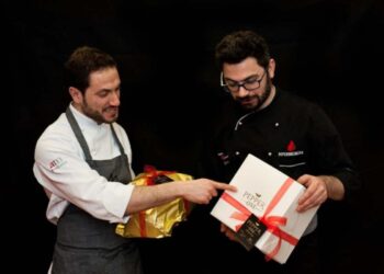 Pepper ONE n.1: L’Origine Leggendaria della Prima Colomba al Peperoncino nata dall’Amicizia