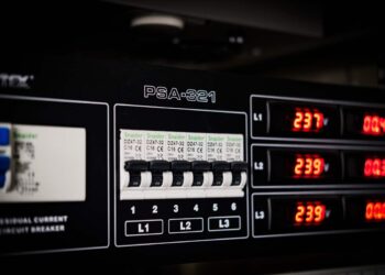 Manutenzione e assistenza gruppi di continuità: perché sono fondamentali per la sicurezza aziendale