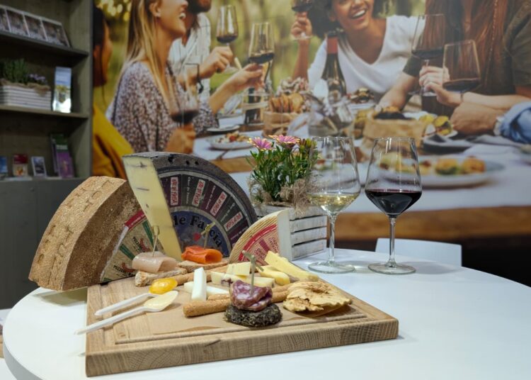 LE STRADE DEL VINO E DEI SAPORI DEL TRENTINO TORNANO A VINITALY: DEGUSTAZIONI GUIDATE E INCONTRI MIRATI CON OPERATORI INTERNAZIONALI