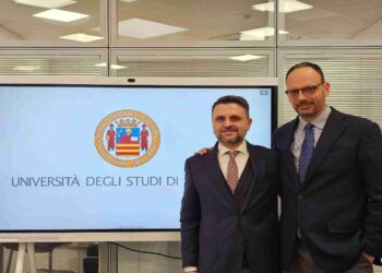 Università, neurochirurgia d’avanguardia e non invasiva per tumori cerebrali. A Salerno si opera dalla palpebra per raggiungere il cervello