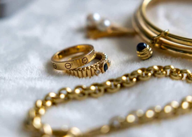 Valutazione compro oro: come evitare errori e ottenere il prezzo migliore