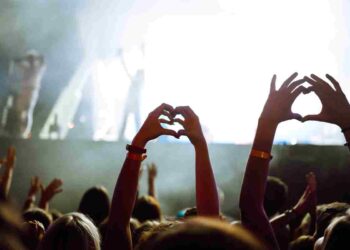 Campania estate 2026: La Grande stagione tra big della musica, Festival d’Autore e Sapori Sotto le Stelle