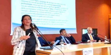 FISIOTERAPIA TRA RAGIONAMENTO CLINICO E TERAPIA MANUALE: ALTO CONFRONTO SCIENTIFICO AL CTO DI NAPOLI