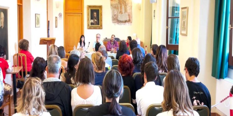 “IL CODICE DELLA RINASCITA”, PRESENTATO A ISCHIA IL THRILLER SCIENTIFICO DI STEFANO OLIVA