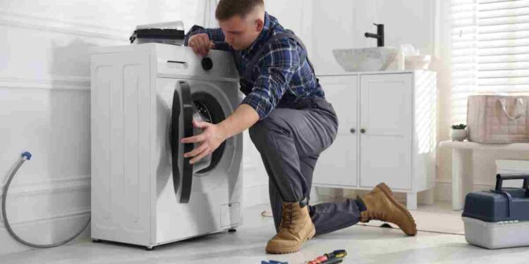 Lavatrice guasta? Come ripararla velocemente senza chiamare il tecnico