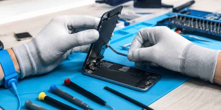 Centro riparazione cellulari: come scegliere un servizio affidabile vicino a te