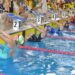 La piscina friulana del Bella Italia Village ospita il Campionato Nazionale CSI di Nuoto     In palio 300 ori. Lo stile scende in acqua