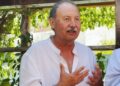 ISCHIA, IL PROF. NICOLA ELIA VA IN PENSIONE E ORGANIZZA UN MAK P CON STUDENTI E COLLEGHI