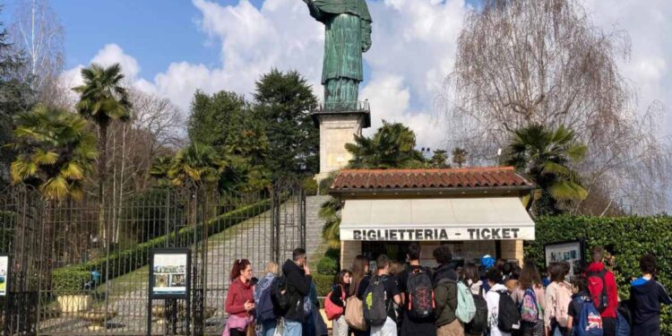 Un sabato in famiglia al San Carlone ad Arona