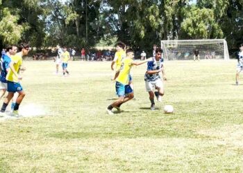 TRIONFO DELL’UNDER 16 DEL FORIO UNITED IN CALABRIA: VINTO IL PRESTIGIOSO TORNEO DI SIBARI