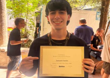 La scuola Niccolò Paganini scrive la storia: per la seconda volta un suo allievo, Samuele Faedda di Castellanza, 19 anni, conquista il Berklee College of Music