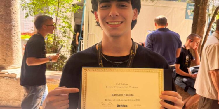 La scuola Niccolò Paganini scrive la storia: per la seconda volta un suo allievo, Samuele Faedda di Castellanza, 19 anni, conquista il Berklee College of Music