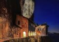 Visita guidata e concerto per violino e violoncello all’Eremo di Santa Caterina del Sasso il 13 agosto con Ulisse e Maria Mafalda Mazzon