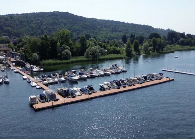 I Riva storici sul Lago Maggiore, dal 10 al 13 settembre 2026 torna il Trofeo Carlo Riva alla Marina di Lisanza